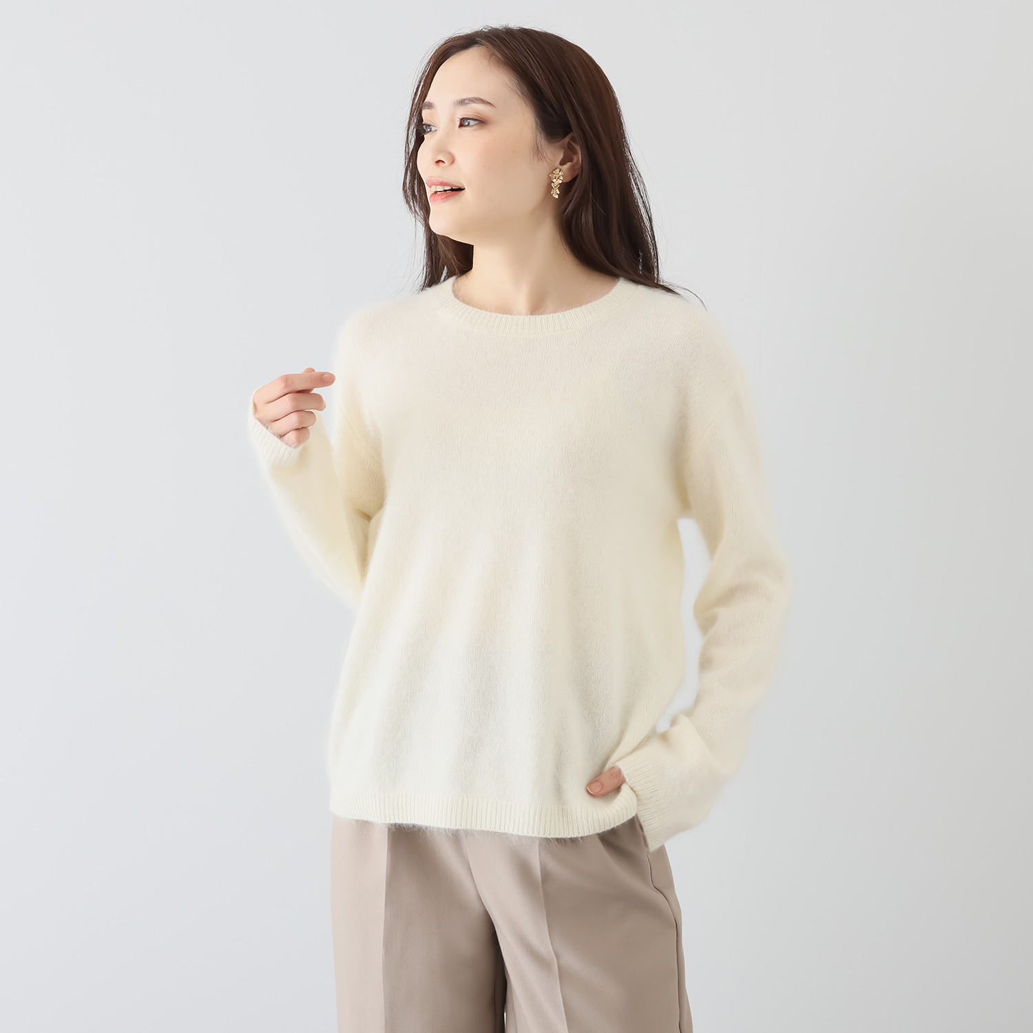 タルマス　ブランチ ウール１００％ ファー加工 クルーネックプルオーバー