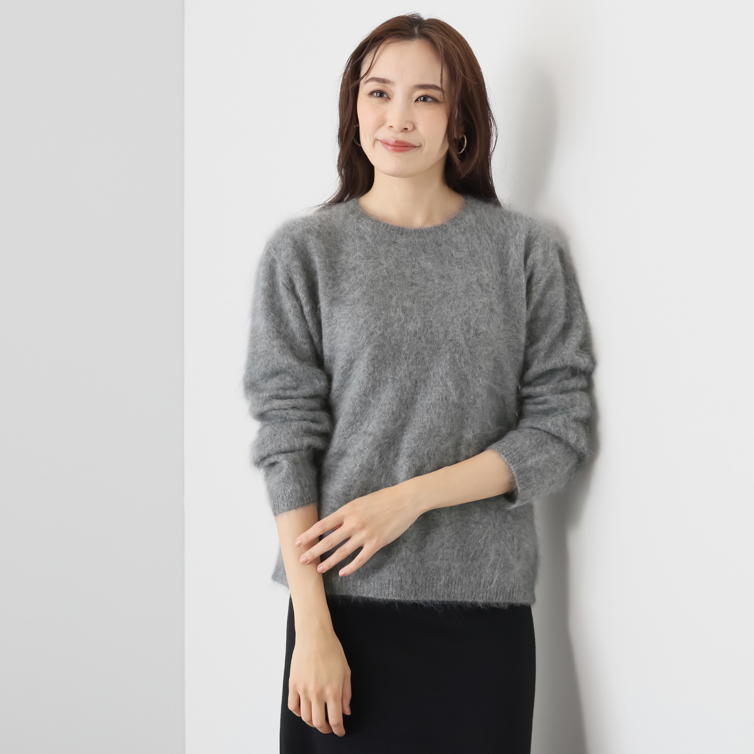 タルマス　ブランチ ウール１００％ ファー加工 クルーネックプルオーバー