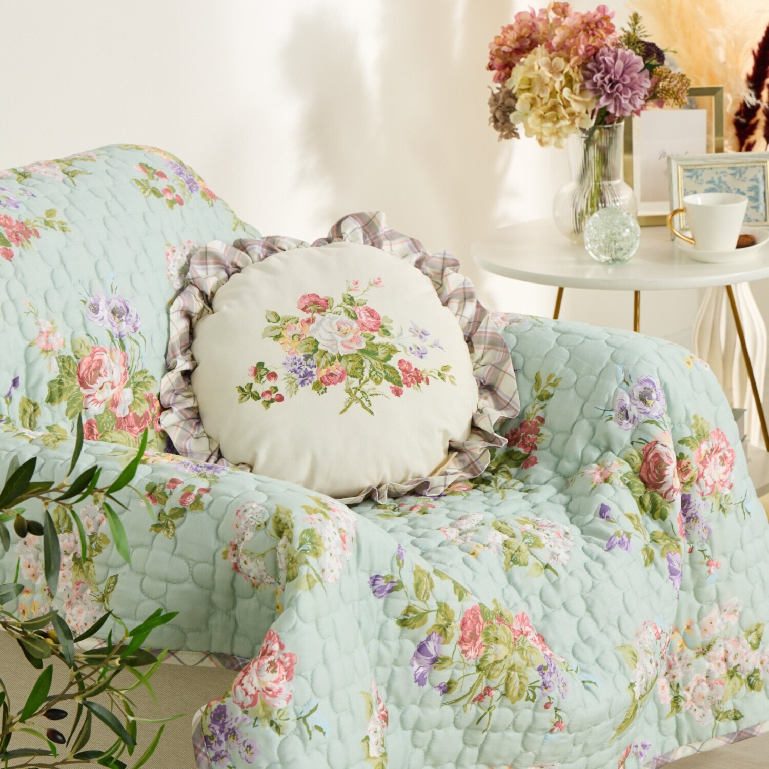 ローラアシュレイ ローズモア ラウンドクッション