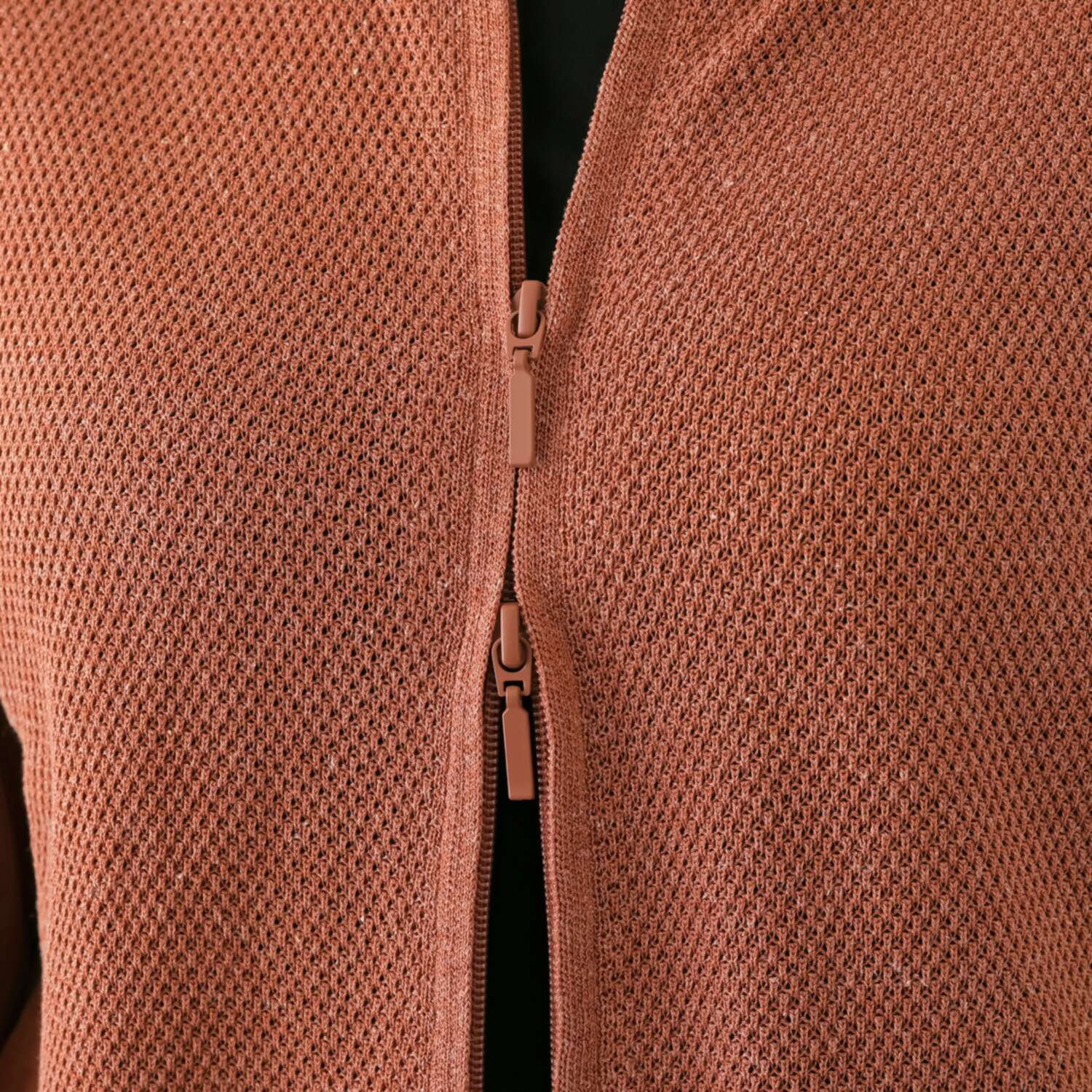 ゼラールスポーツ さっと羽織れておしゃれ！ リネン混タック編 布帛コンビブルゾン