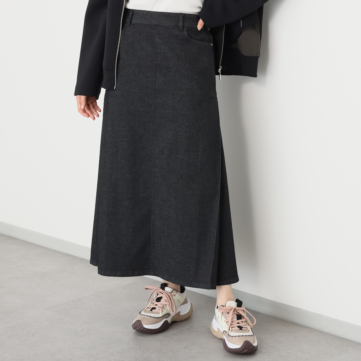 ゼラールスポーツ のびのびストレッチデニム サイドフレアー ミモレスカート