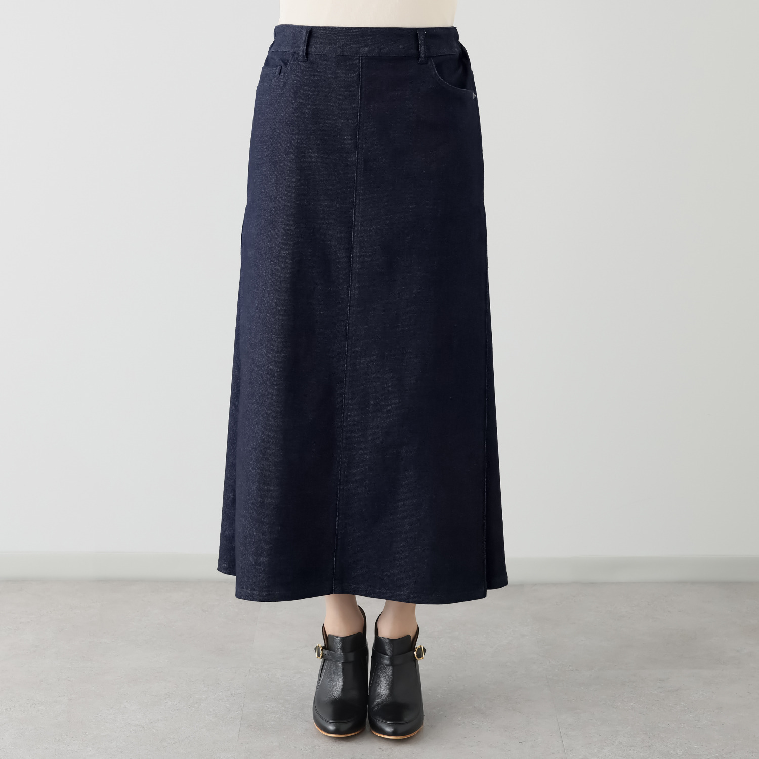 ゼラールスポーツ のびのびストレッチデニム サイドフレアー ミモレスカート