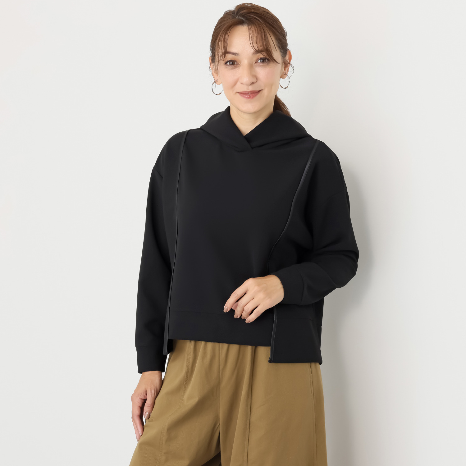 ゼラールスポーツ パイピングアクセント ツイルジャージー きれい見え フーディープルオーバー