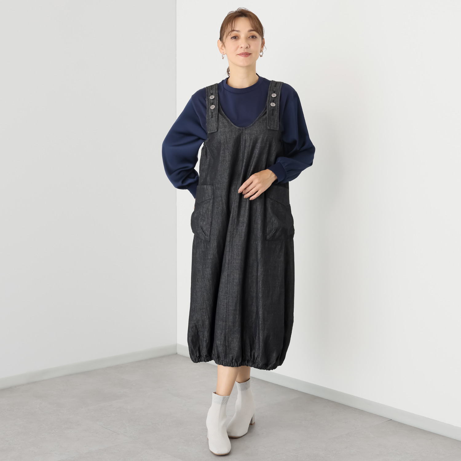 ゼラールスポーツ 軽やかデニム使用！ ギャザーデザイン ジャンスカワンピース