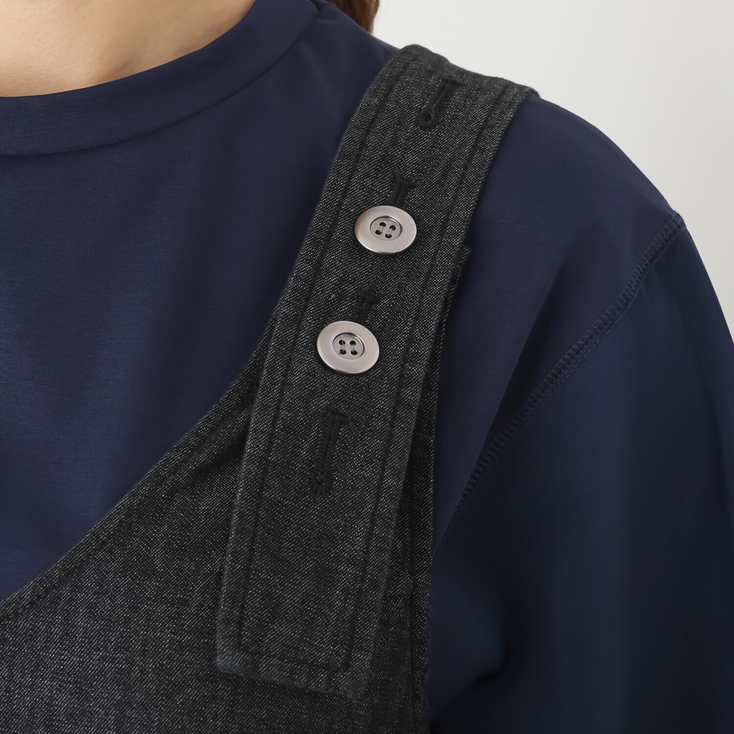 ゼラールスポーツ 軽やかデニム使用！ ギャザーデザイン ジャンスカワンピース