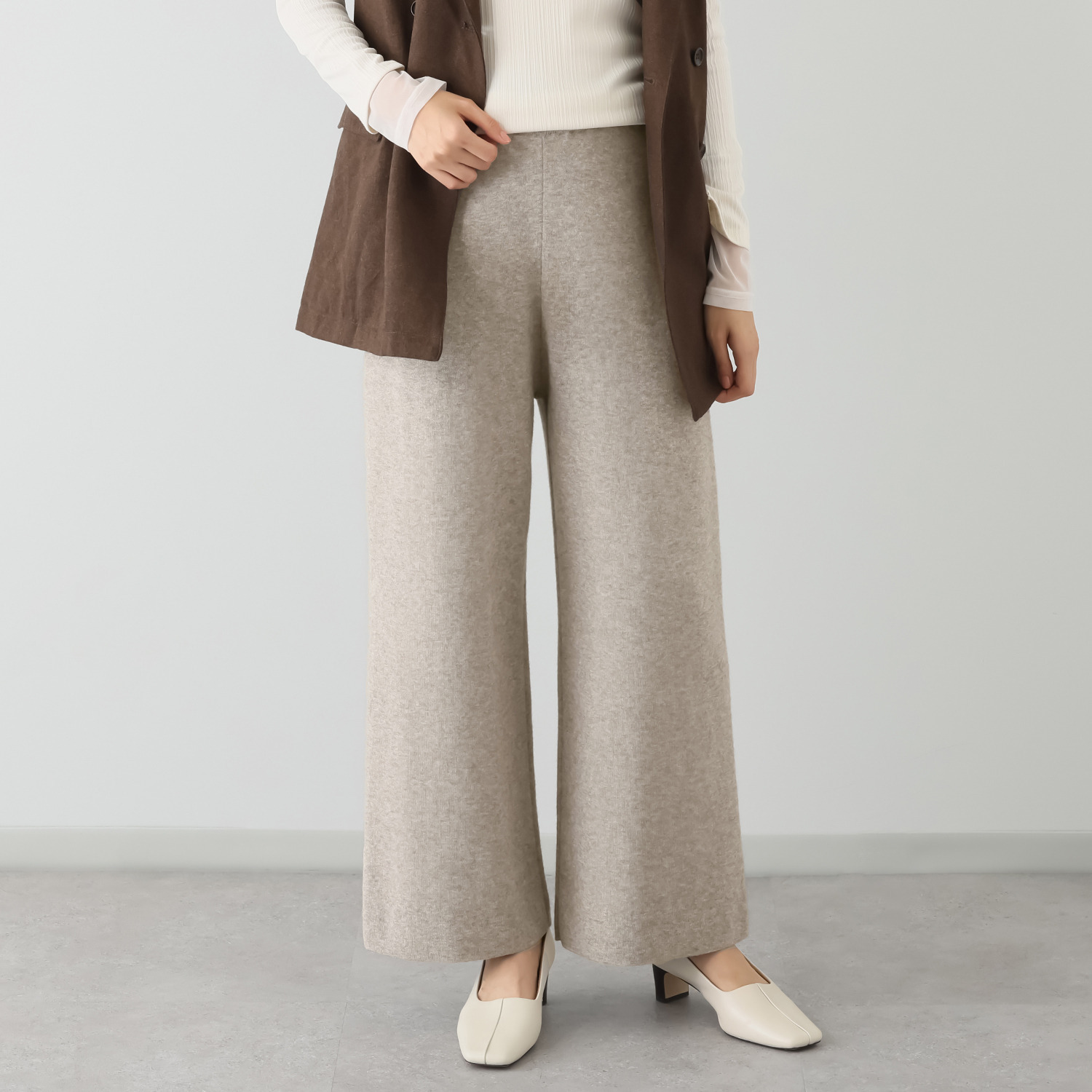 スピンブルー ギザコットンとヤクの 極上ブレンド！ ラグジュアリーニット ワイドパンツ