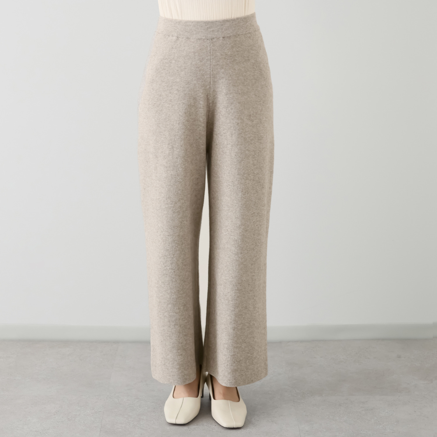 スピンブルー ギザコットンとヤクの 極上ブレンド！ ラグジュアリーニット ワイドパンツ