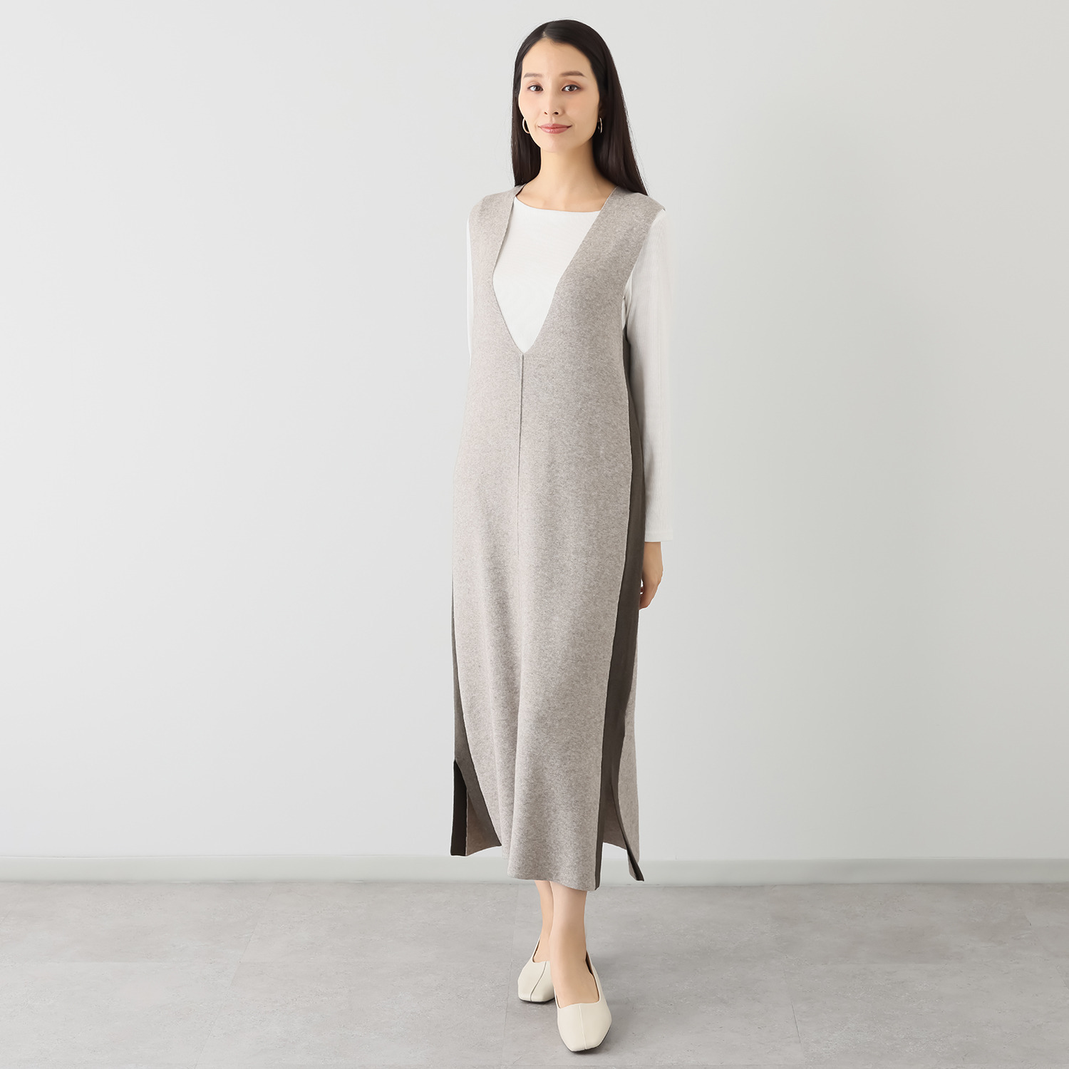 スピンブルー ギザコットンとヤクの 極上ブレンド！ ラグジュアリーニット 配色アクセント ジャンパードレス