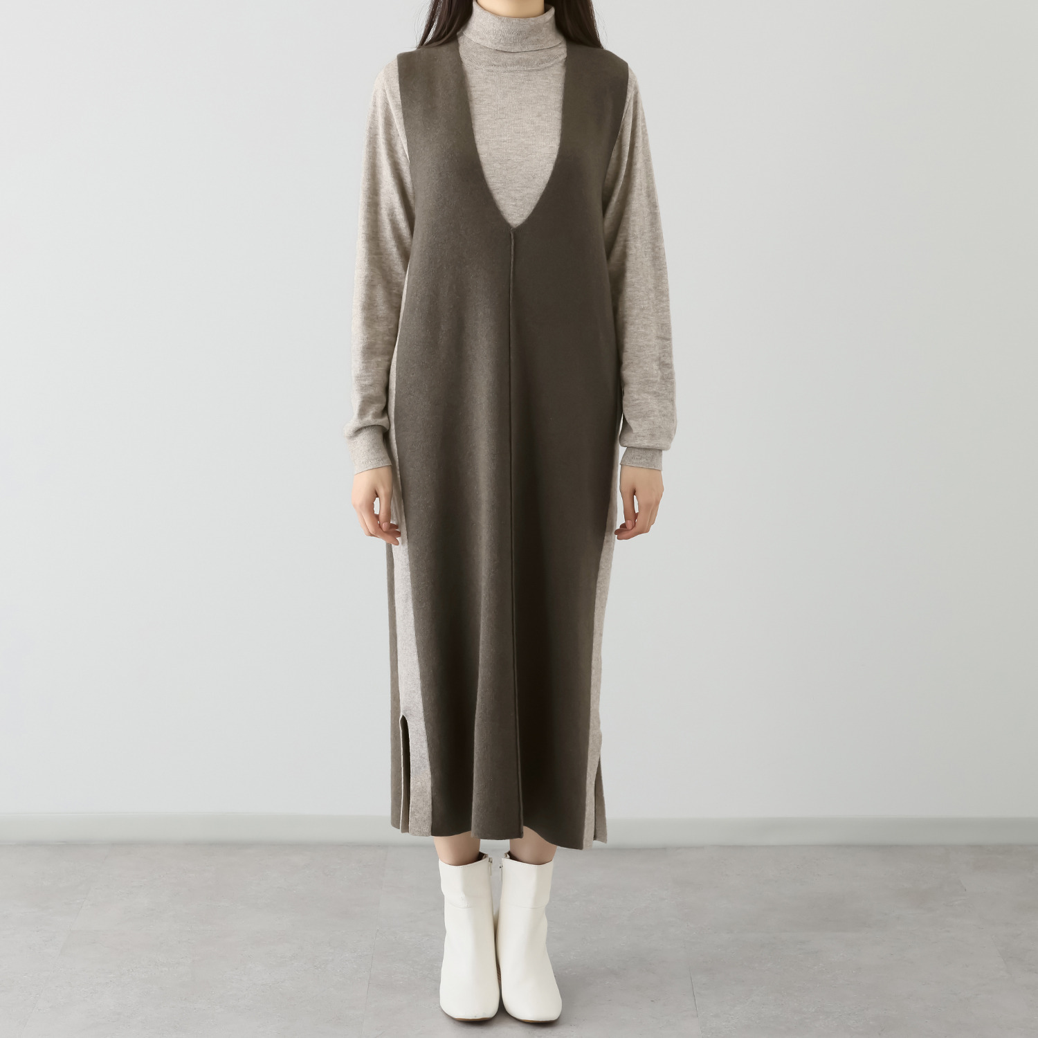 スピンブルー ギザコットンとヤクの 極上ブレンド！ ラグジュアリーニット 配色アクセント ジャンパードレス