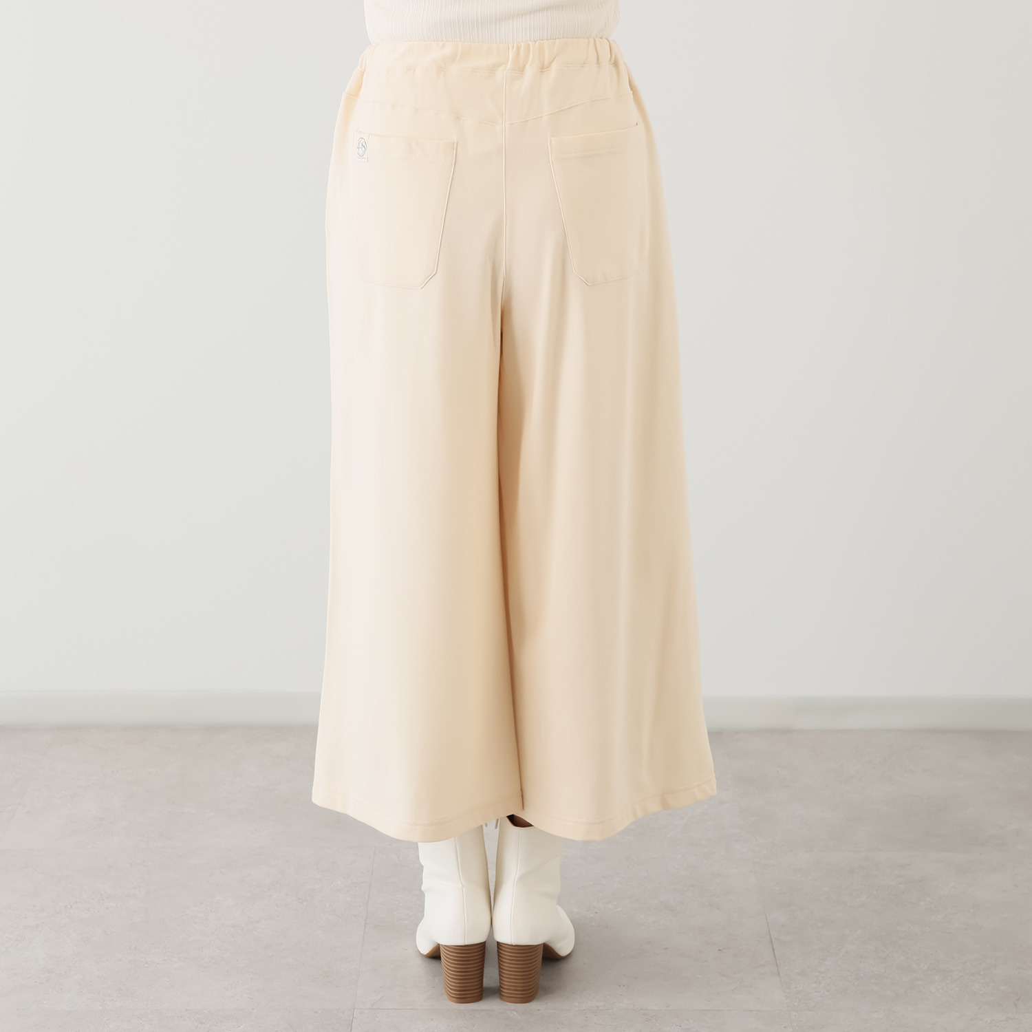 シロヤイチガントウキョウ セルウォーム インレー ワイドパンツ