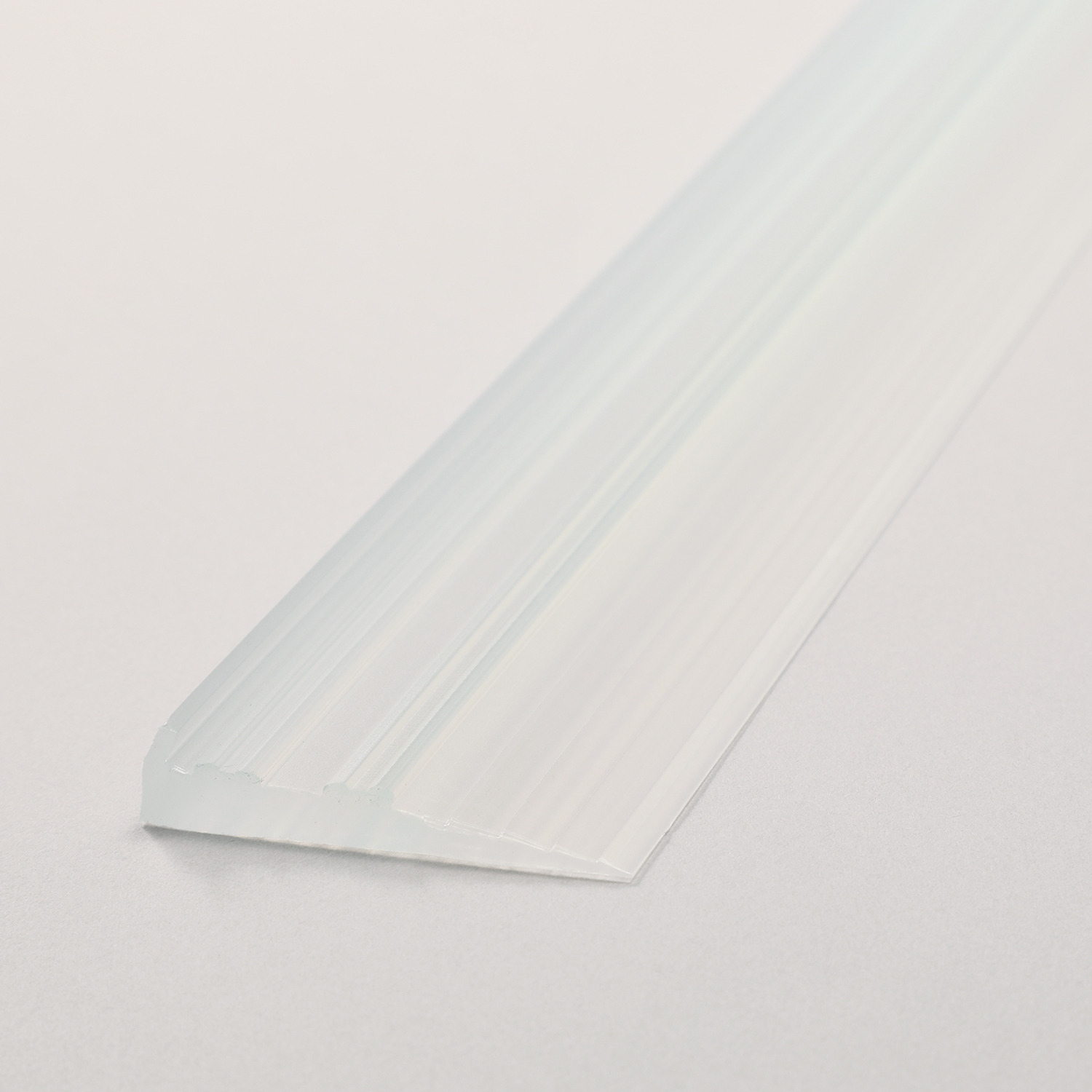 家具の下に挟み込むだけ！ 家具転倒防止マット ＜３０ｃｍ＞ ４枚セット