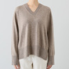 ミア　アミカ イタリア・ カリアッジ社製糸使用 こだわりの カシミヤ１００％ Ｖネックプルオーバー