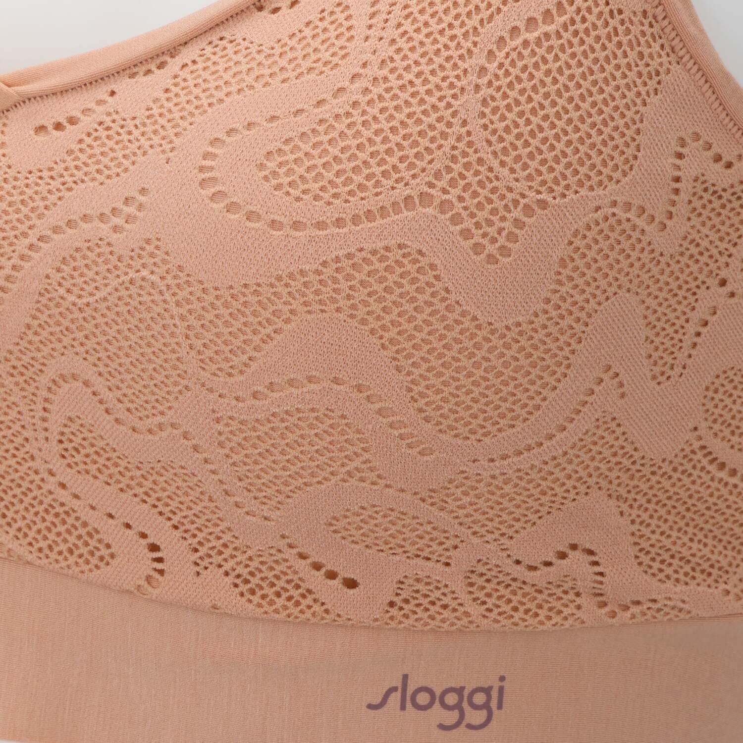 スロギー ゴーオールラウンドレース カップ付ハーフトップ