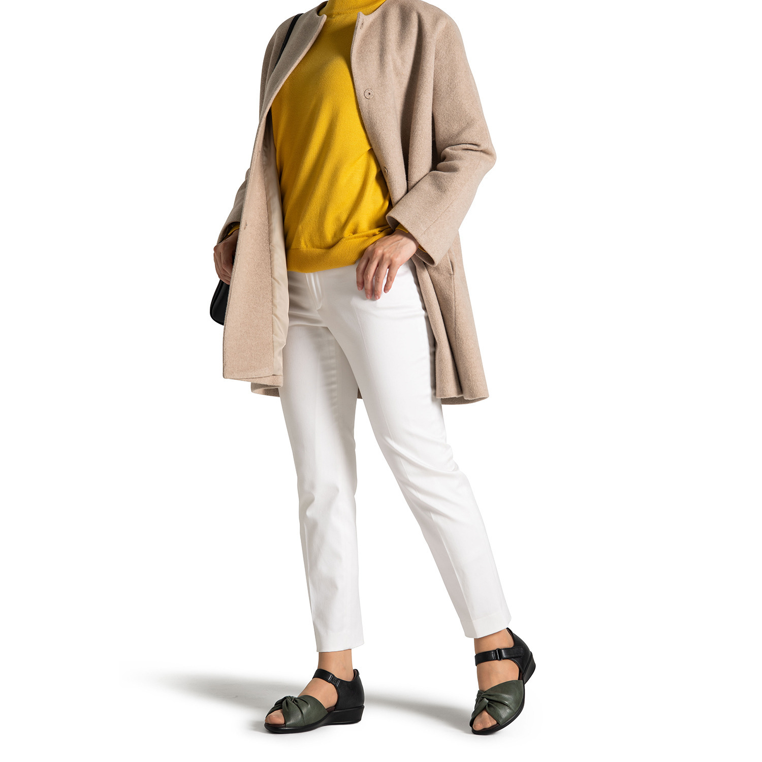 アーチフィッター 足裏の３点アーチを 正しい位置でサポート！ ふんわり　オープントゥパンプス　１４０