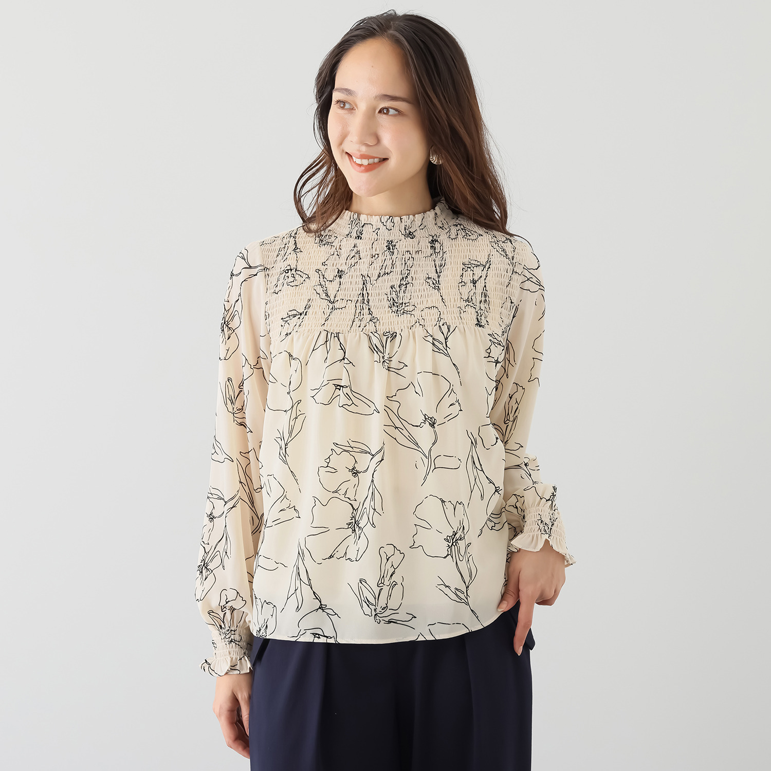 アリュメット 花柄フロッキーブラウス