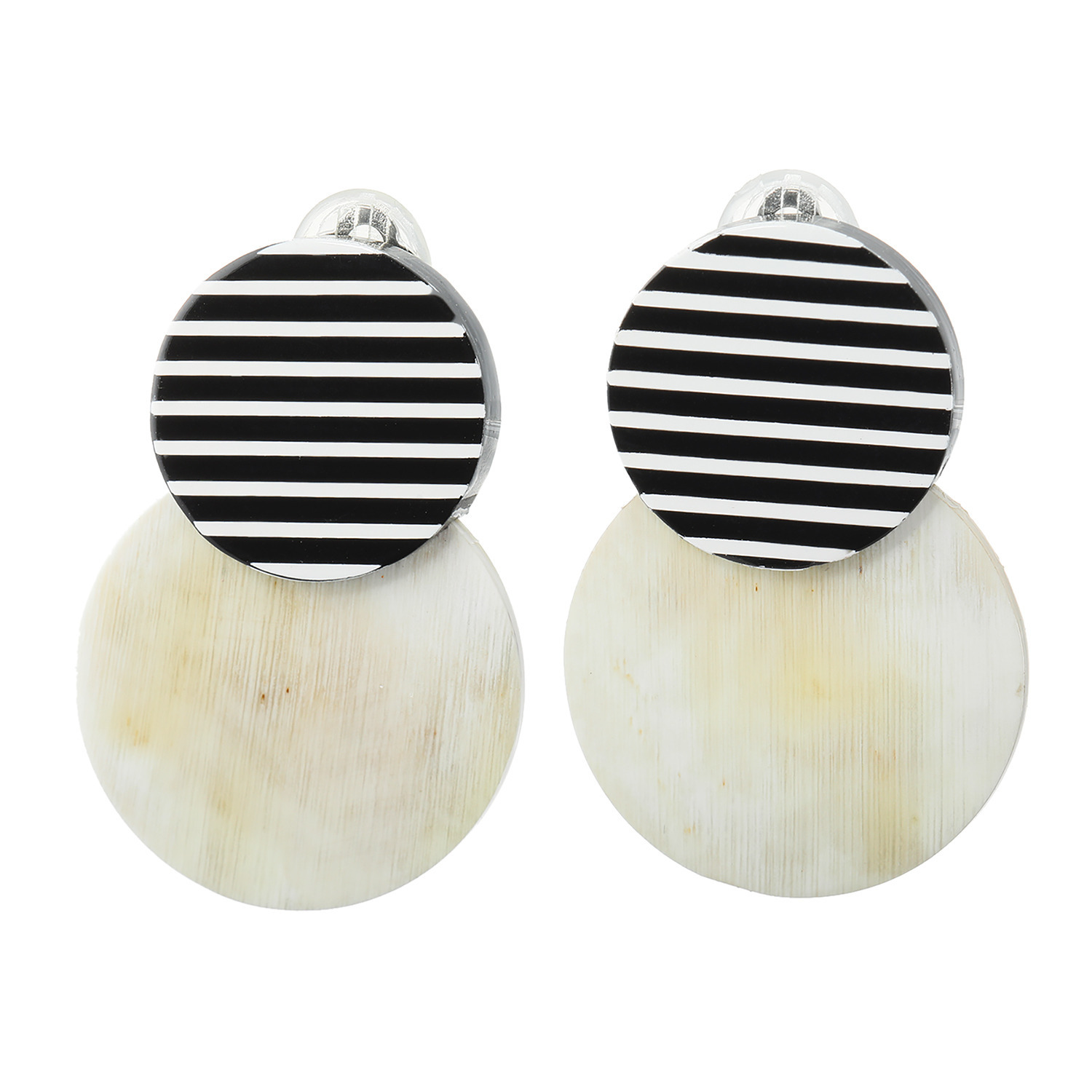 ミル・レーヴ 水牛 デザイン イヤリング／ピアス