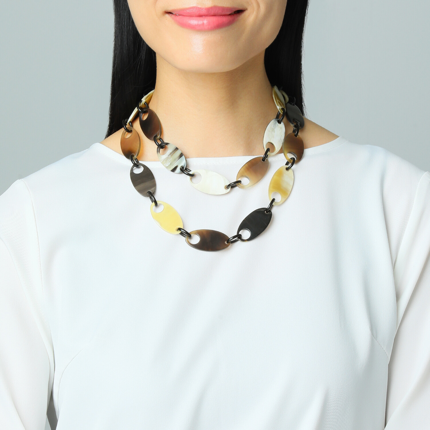 ミル・レーヴ 水牛 ミックスカラー モダンデザイン ロングネックレス