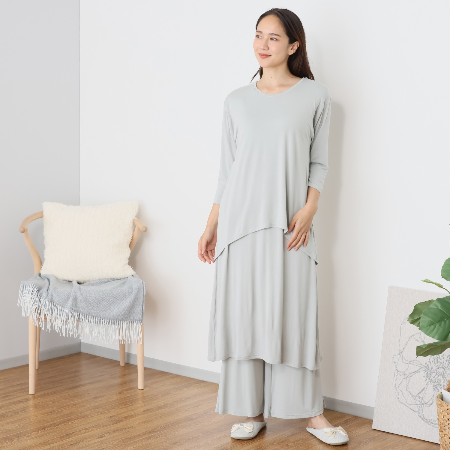 ジュエル 着ていて気持ちいい！ 天然由来のやさしい肌触り コーディネイトを楽しめる ラウンジウェア３点セット
