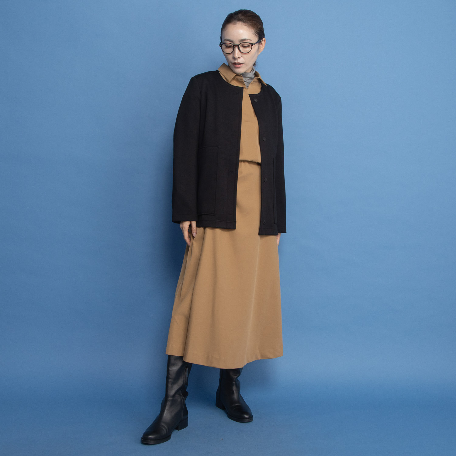 ヤエアジュテ 端境期のヘビロテに決定 モードなポケットを ハンサムに装う ジャケット