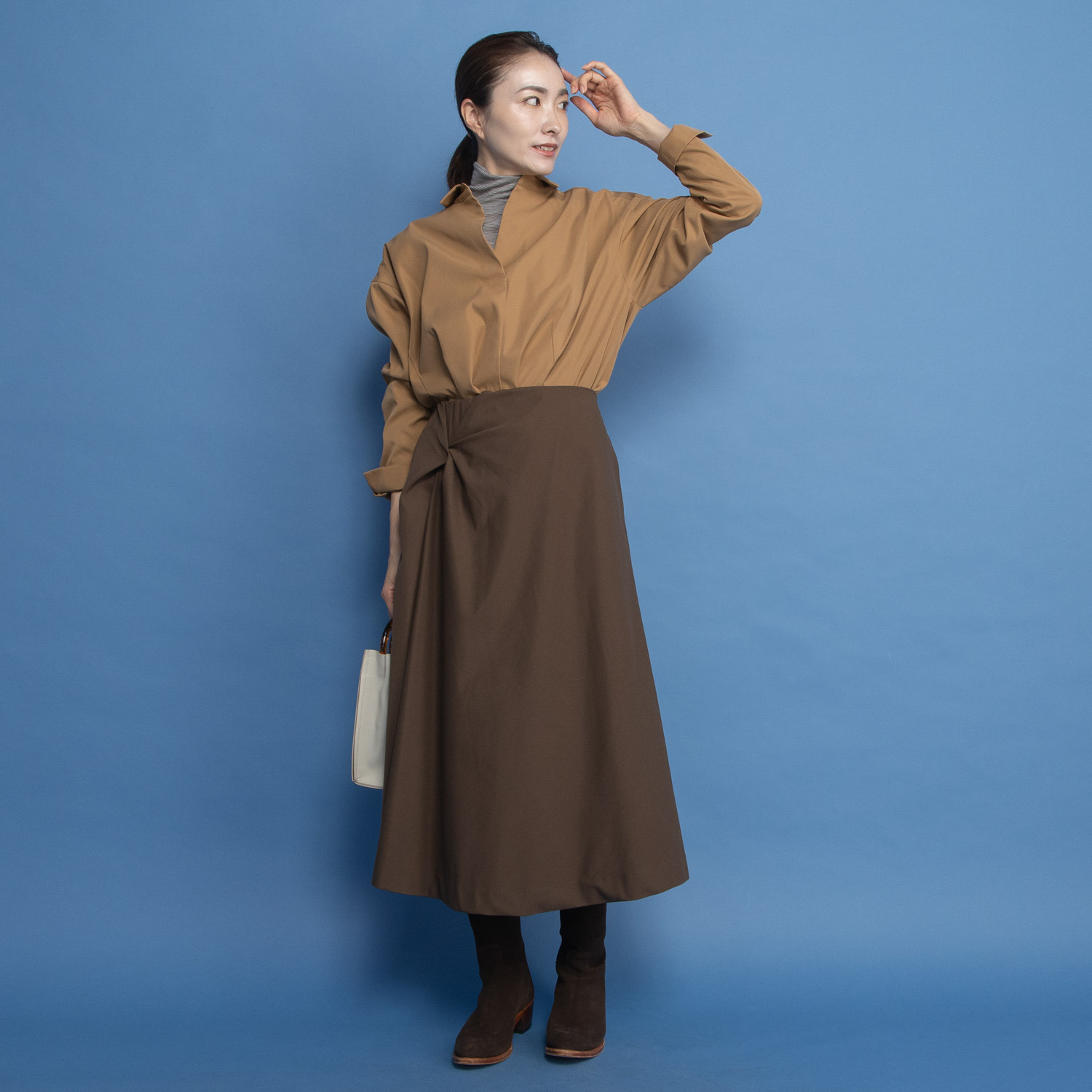 ヤエアジュテ １枚着でも、重ね着でも フォルムが映える スッキリ上品見えブラウス