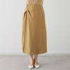 ヤエアジュテ アシンメトリーでモードを フレアーで優雅に はき心地やさしい ドレープデザインスカート