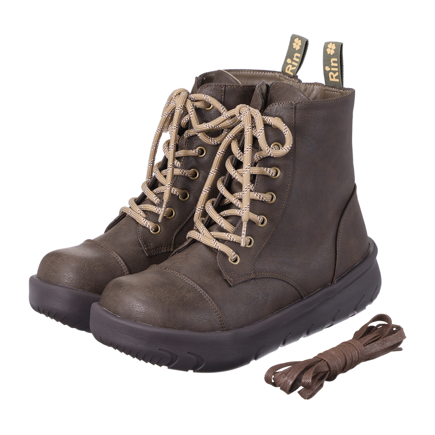 リン・クローバー 脱ぎ履きが簡単！ ひもアレンジも楽しめる 大人のための 軽量ショートブーツ