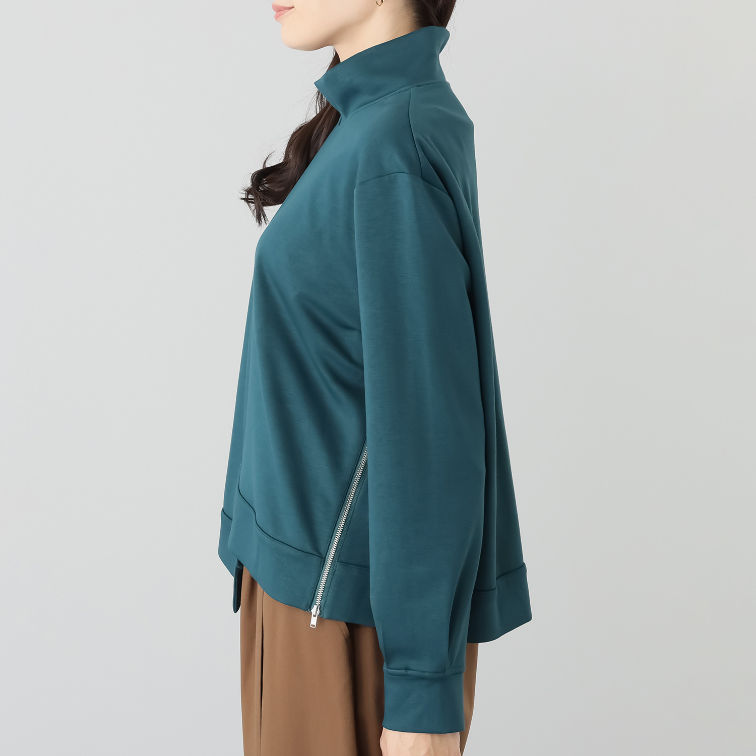 ヨウゾウカタブキ アシンメトリー ポンチプルオーバー