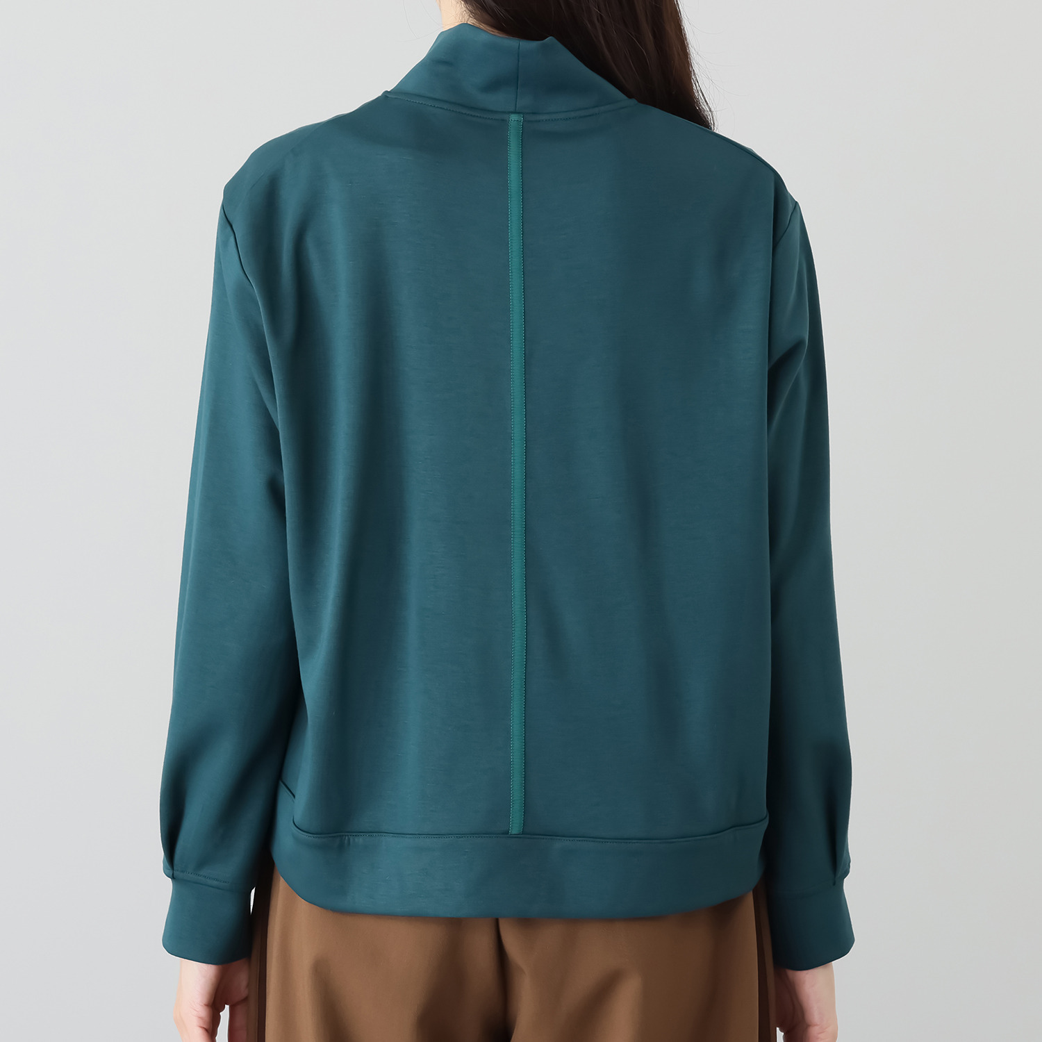 ヨウゾウカタブキ アシンメトリー ポンチプルオーバー