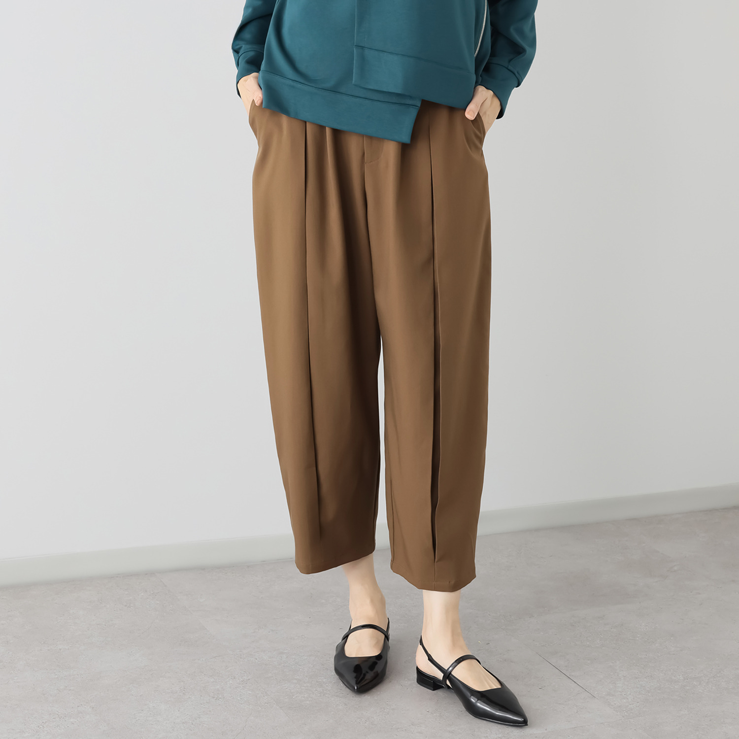 ヨウゾウカタブキ タックパンツ