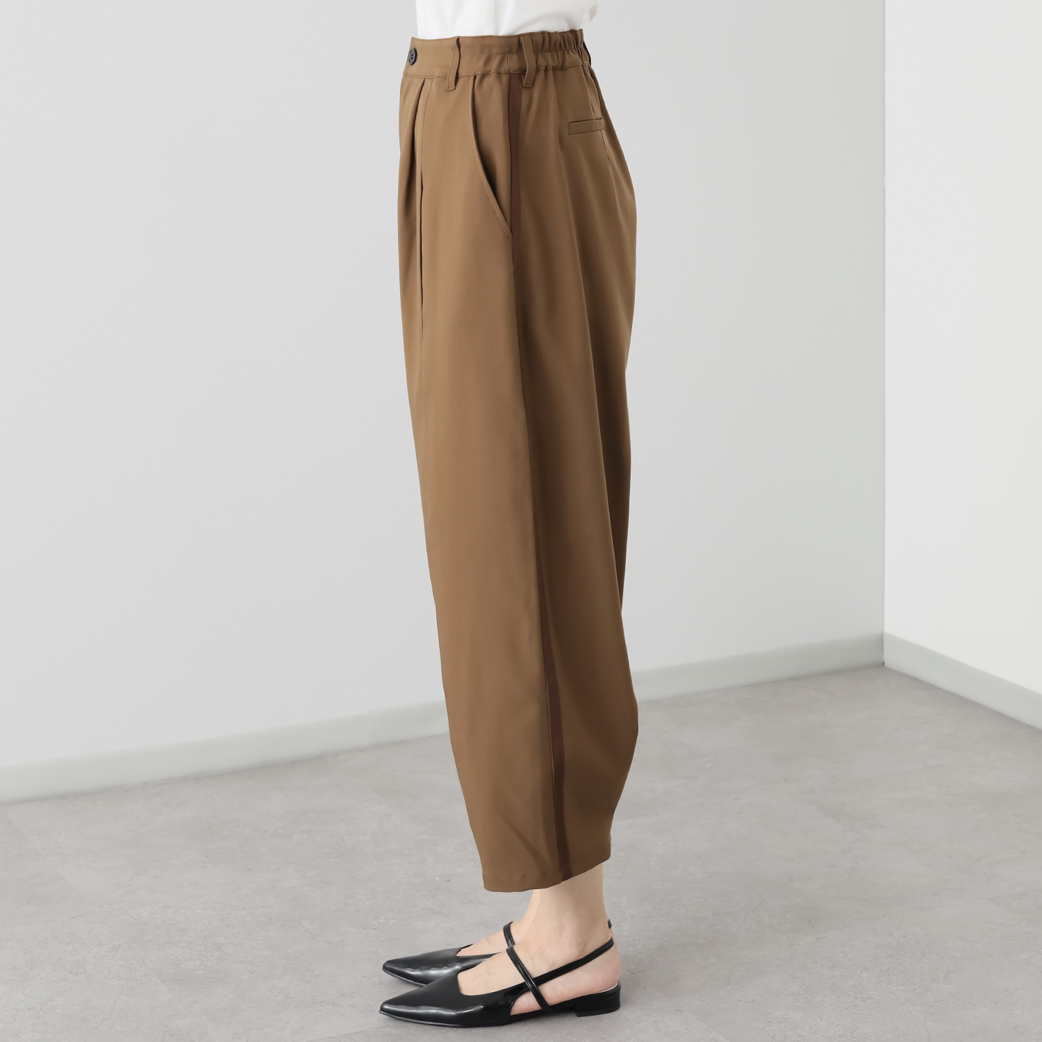 ヨウゾウカタブキ タックパンツ