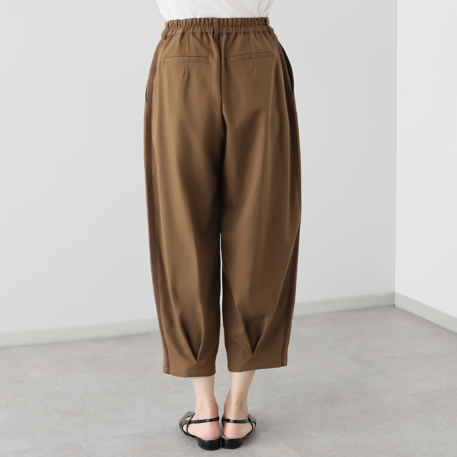 ヨウゾウカタブキ タックパンツ