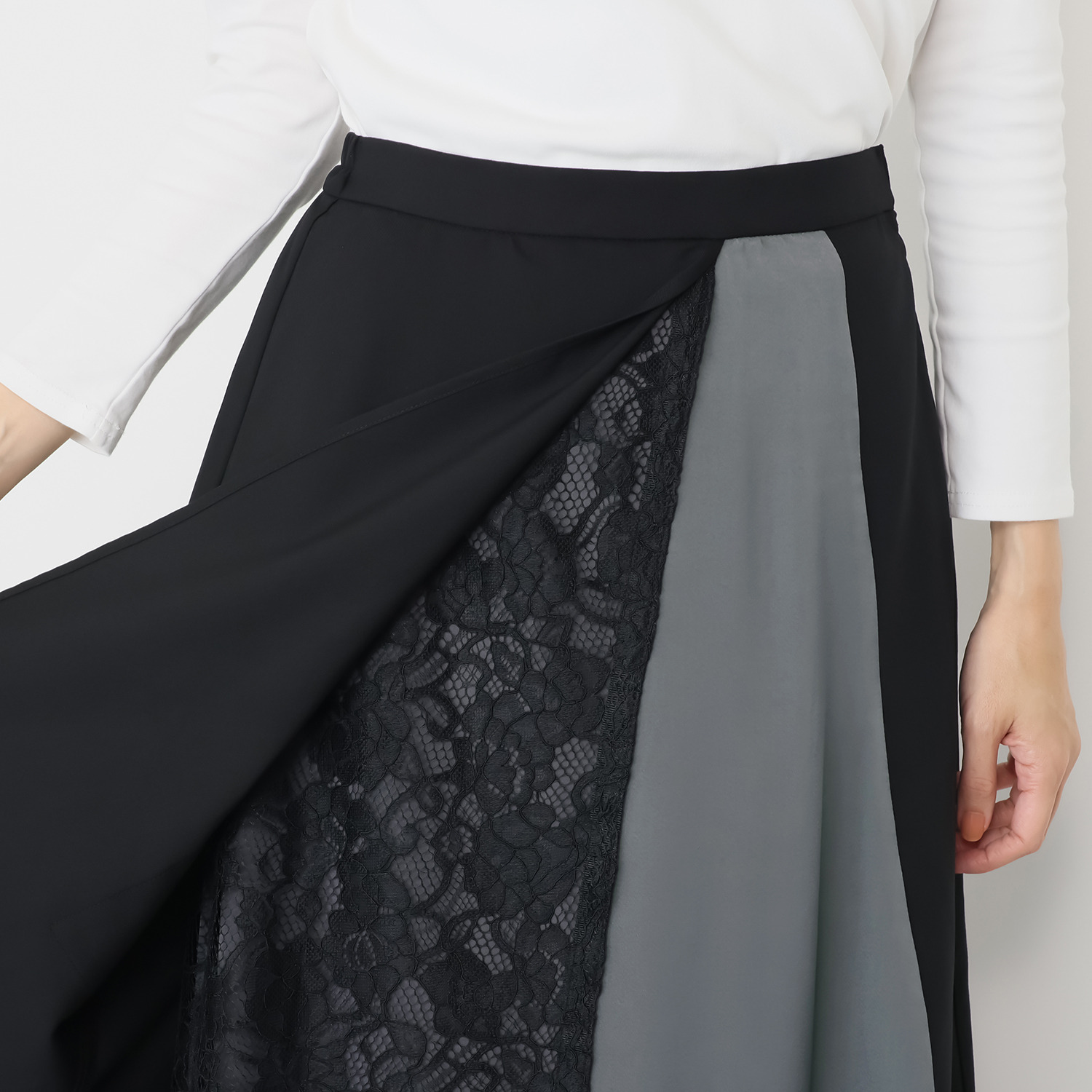 ヨウゾウカタブキ レース×サテン切替 レイヤードスカート