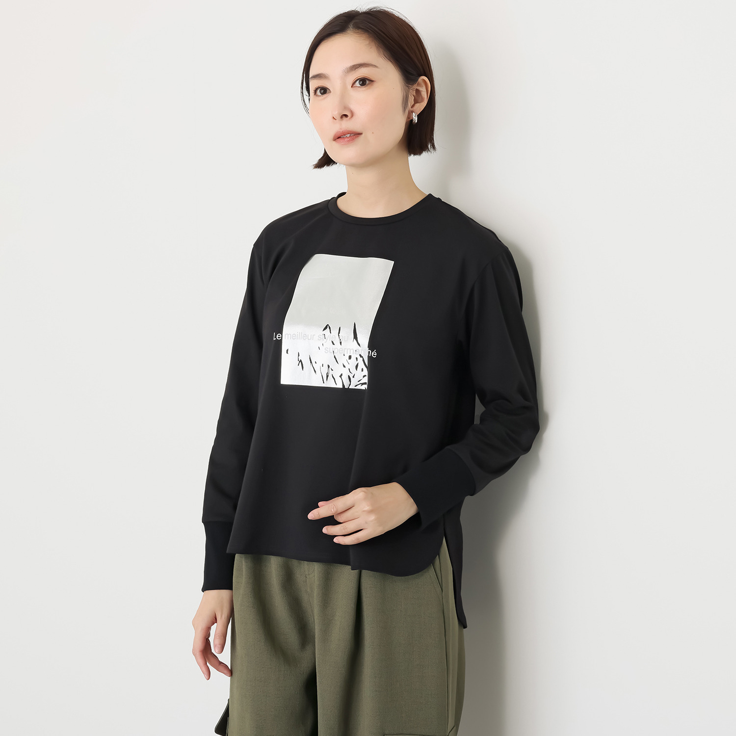 イシカワラボ★ヒトミ ソフトライトポンチ 箔プリントアクセント プルオーバー