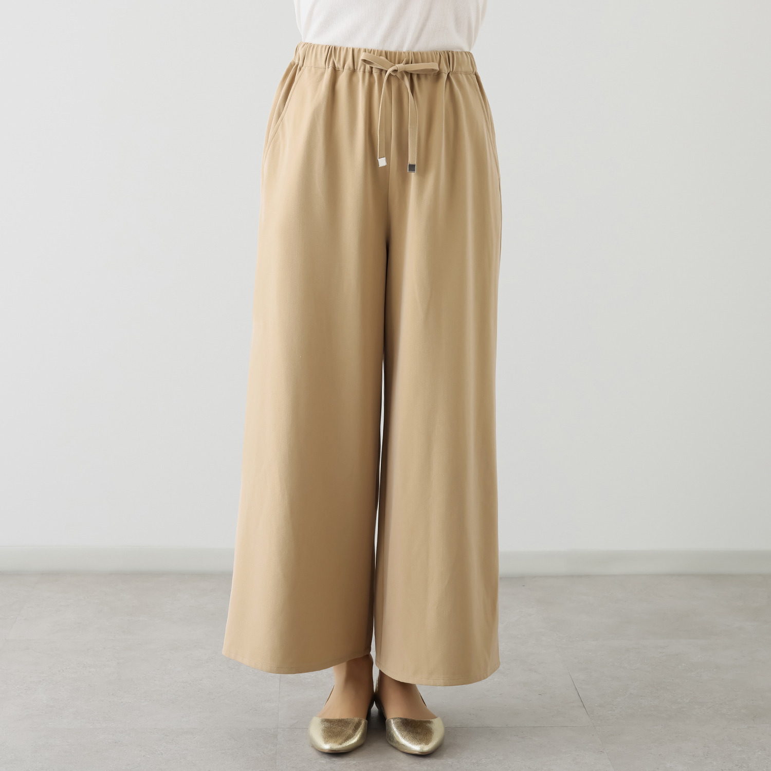 イシカワラボ★ヒトミ ストレッチツイル ドローストリング付 セミワイドパンツ