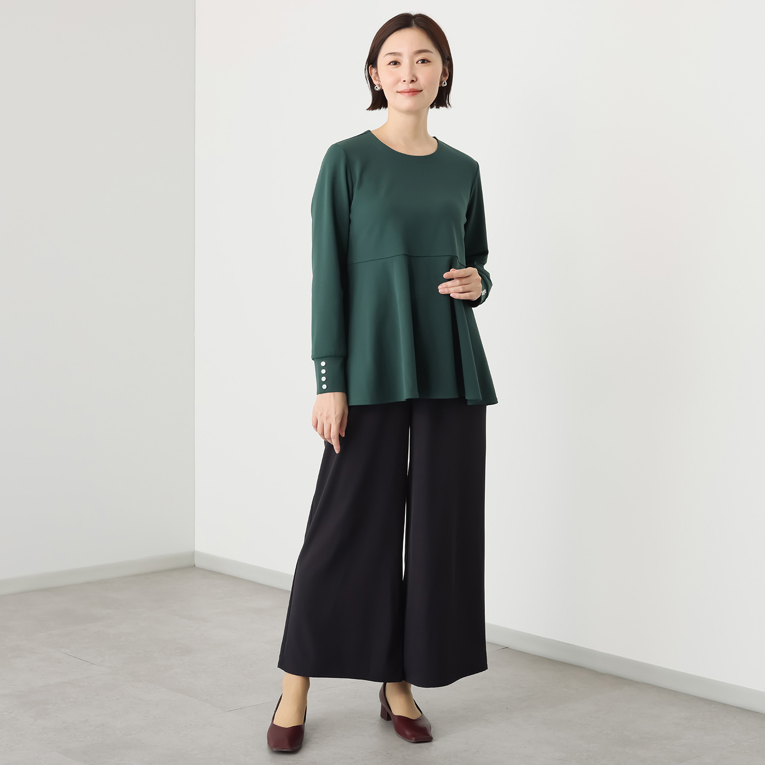 イシカワラボ★ヒトミ ストレッチツイル ドローストリング付 セミワイドパンツ