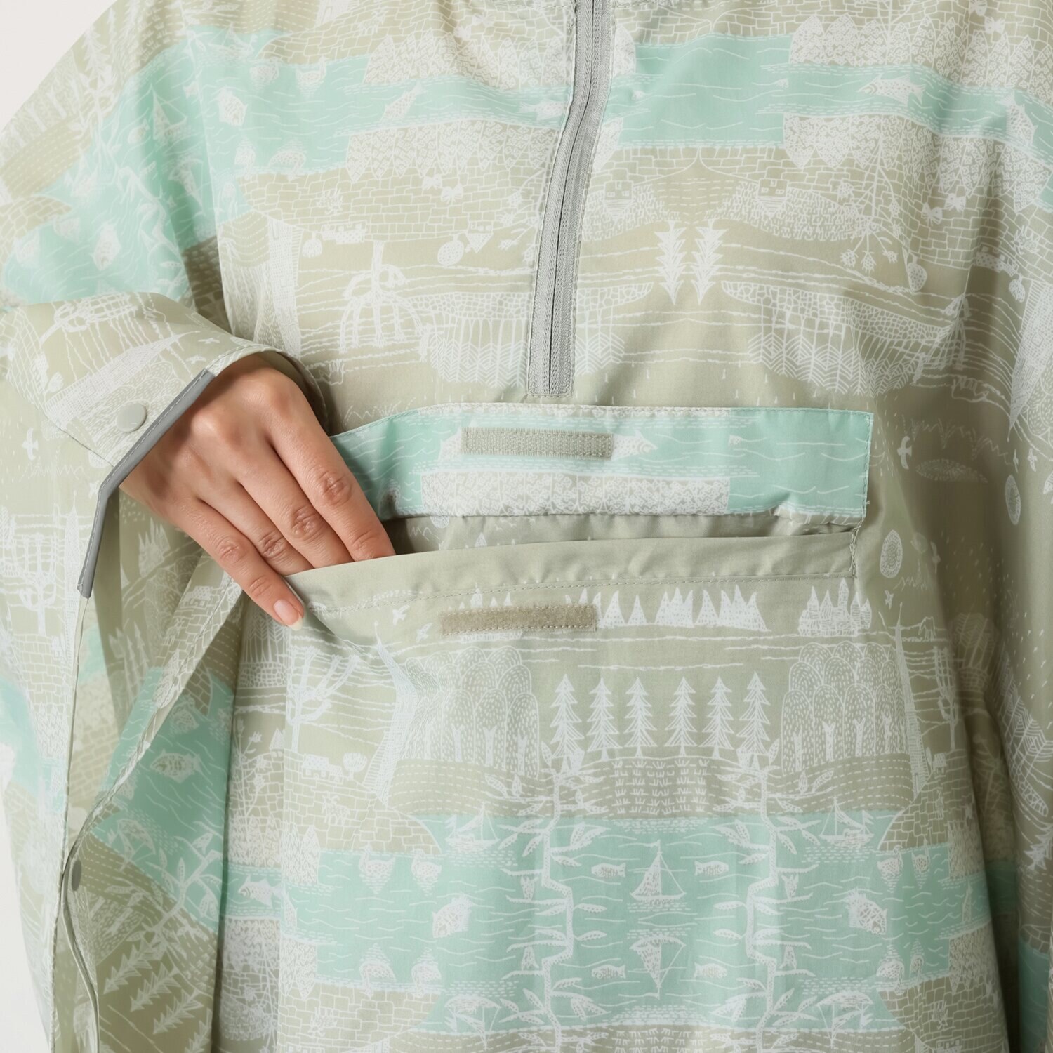 ひびのこづえ レインポンチョ ＜ある一日＞