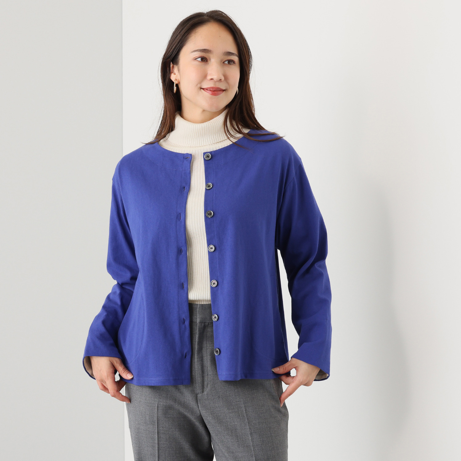 エムエムオー バスク クルーネックカーディガン