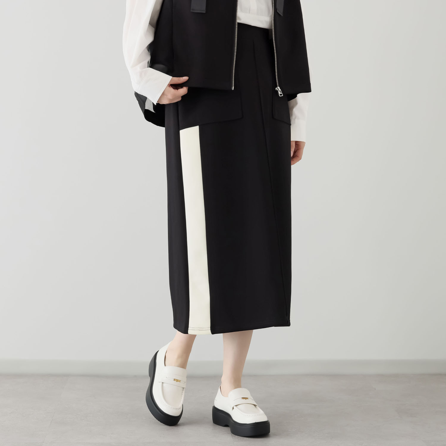 ブルーコレクション 細見えマジック！！ ダンボールニット ツートーンカラー ストレートスカート