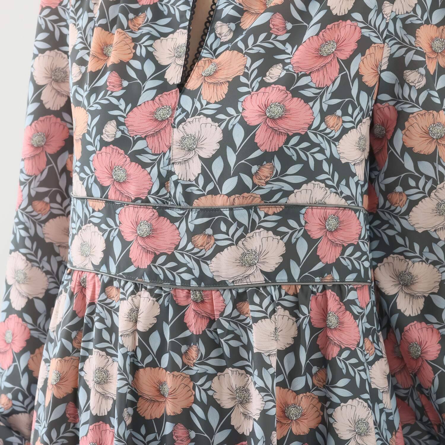 ブルーコレクション 秋の風感じる！ アネモネプリント ティアードワンピース