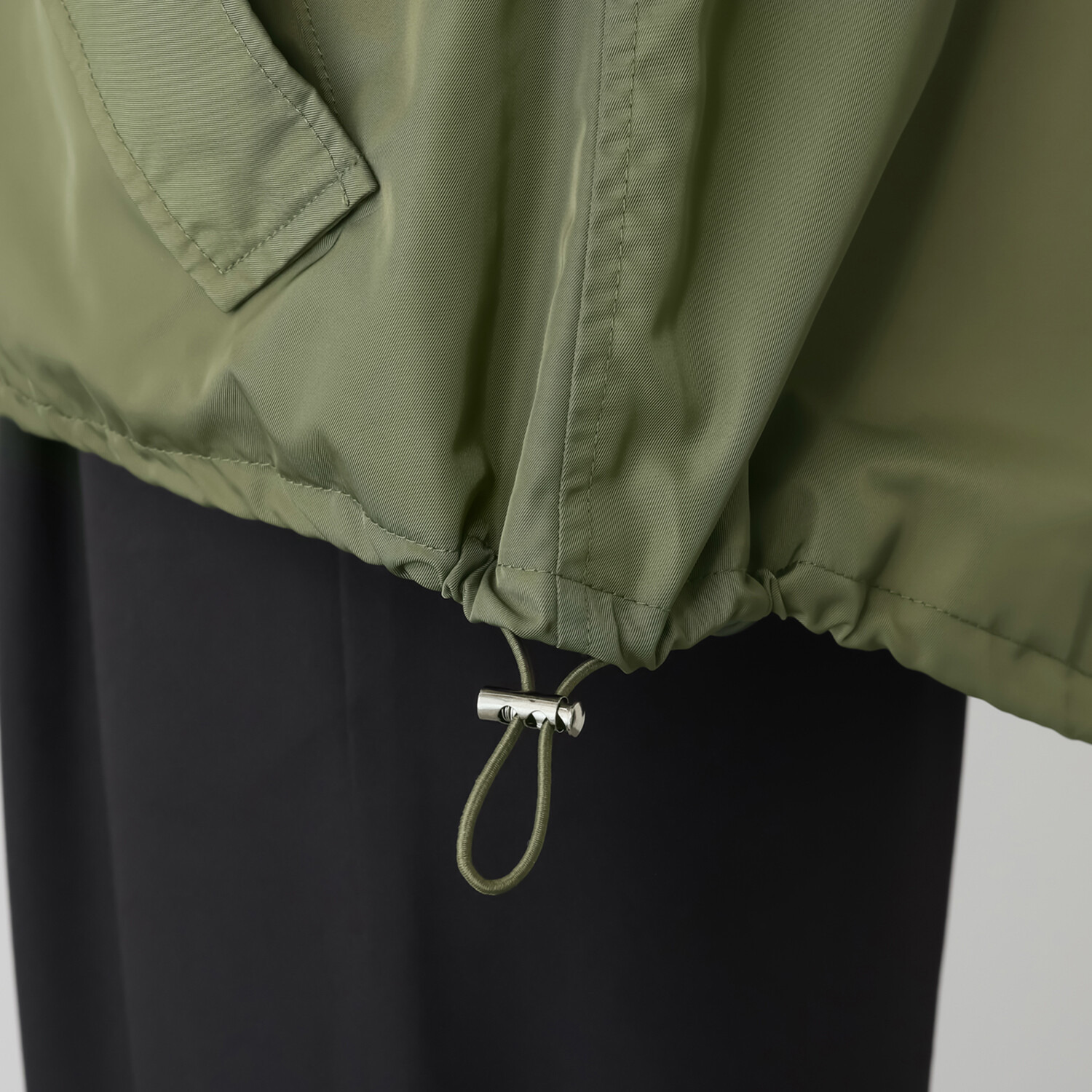 エイティーエイト ディグリー ボリュームネック ミリタリーブルゾン