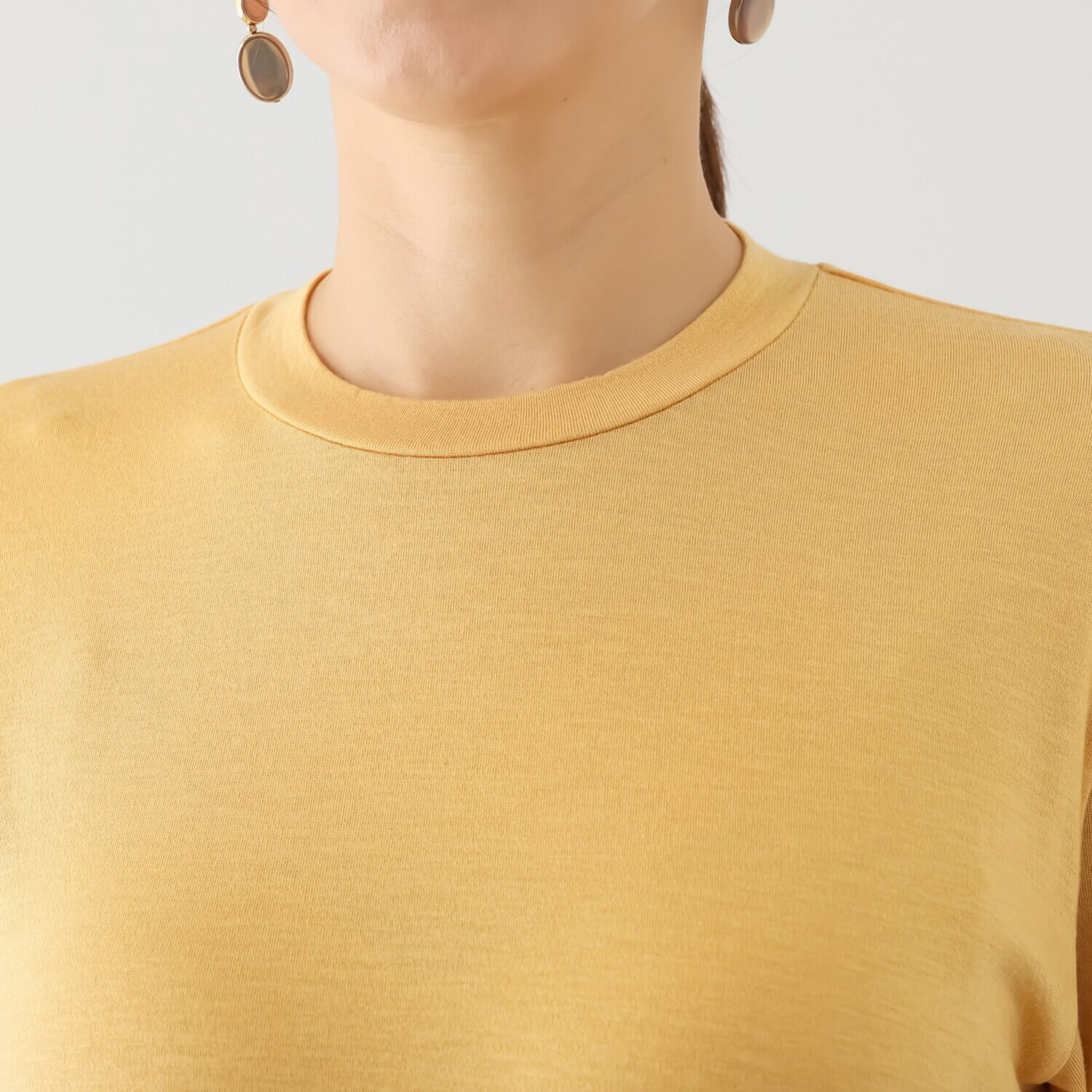 エイガールズ とろける肌触り スーパーストレッチ テンセルカシミヤ混 クルーネックプルオーバー