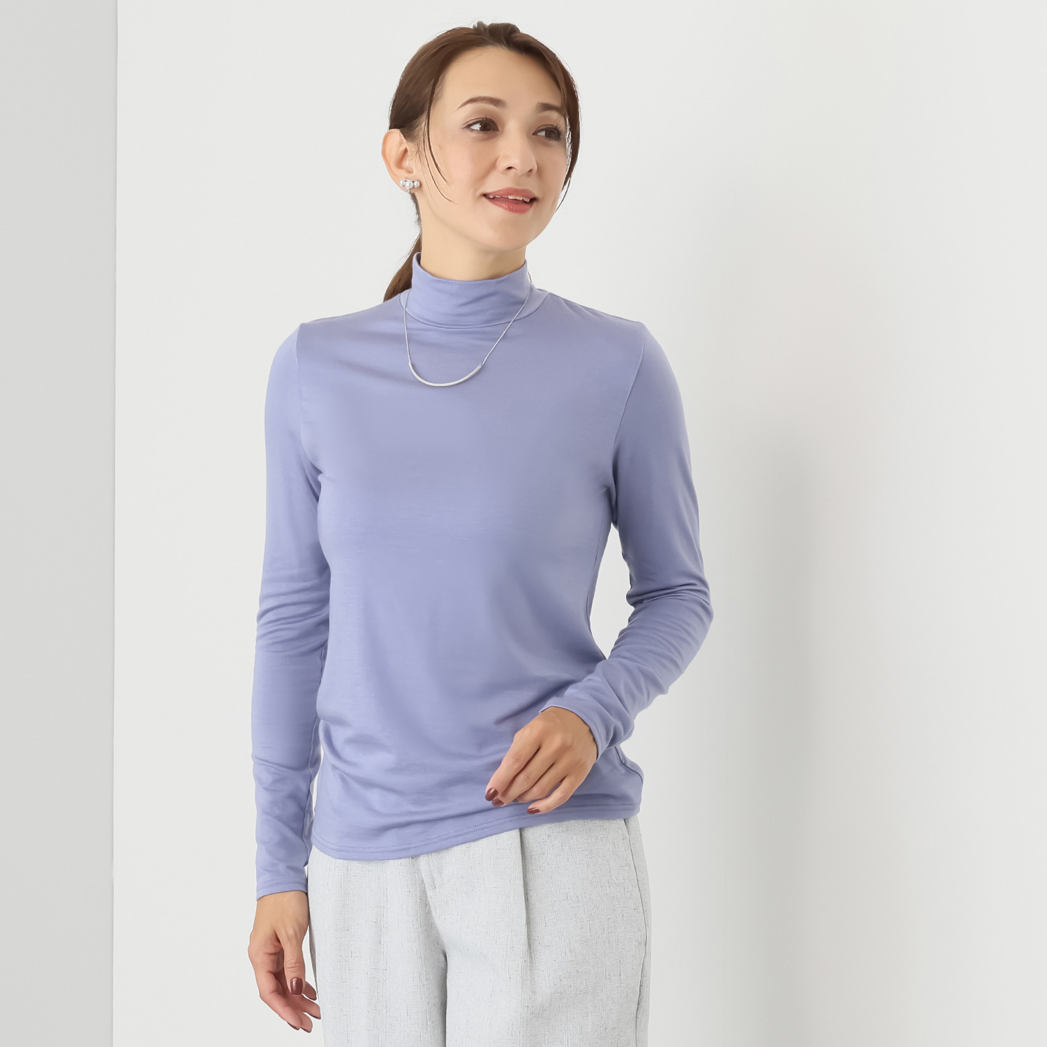 エイガールズ とろける肌触り スーパーストレッチ テンセルカシミヤ混 ハイネックプルオーバー