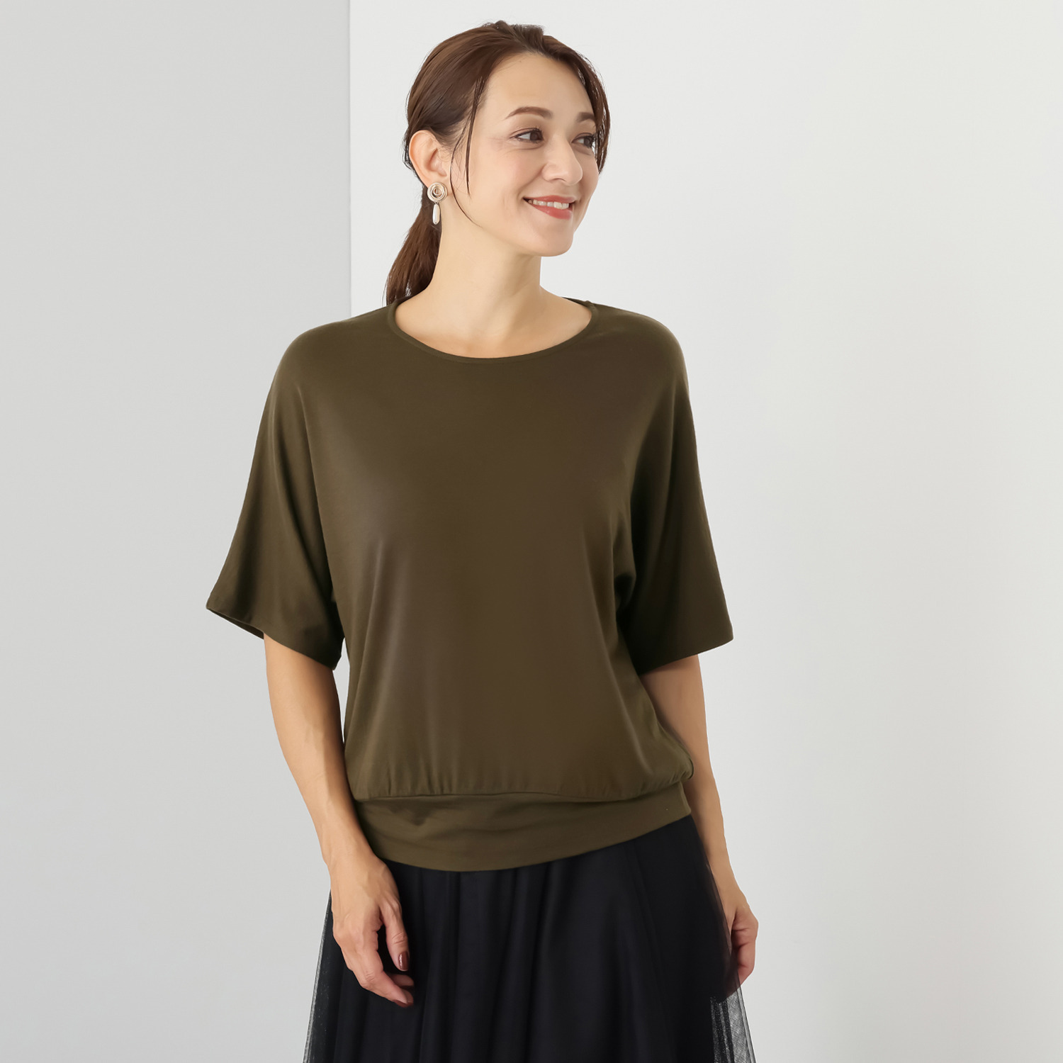 エイガールズ とろける肌触り スーパーストレッチ テンセルカシミヤ混 ドルマンプルオーバー