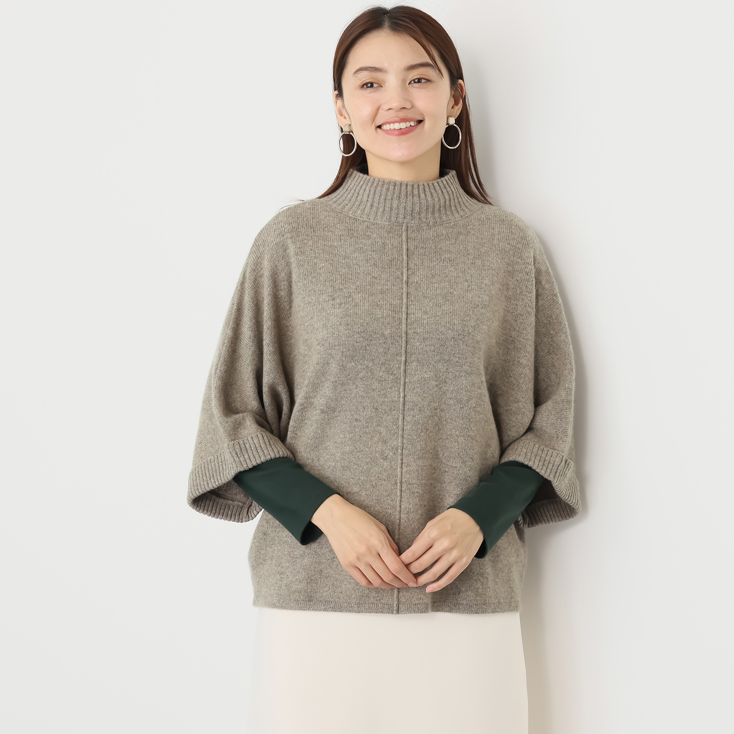 ルナリア ラムウール混 ポンチョ風 ニットプルオーバー