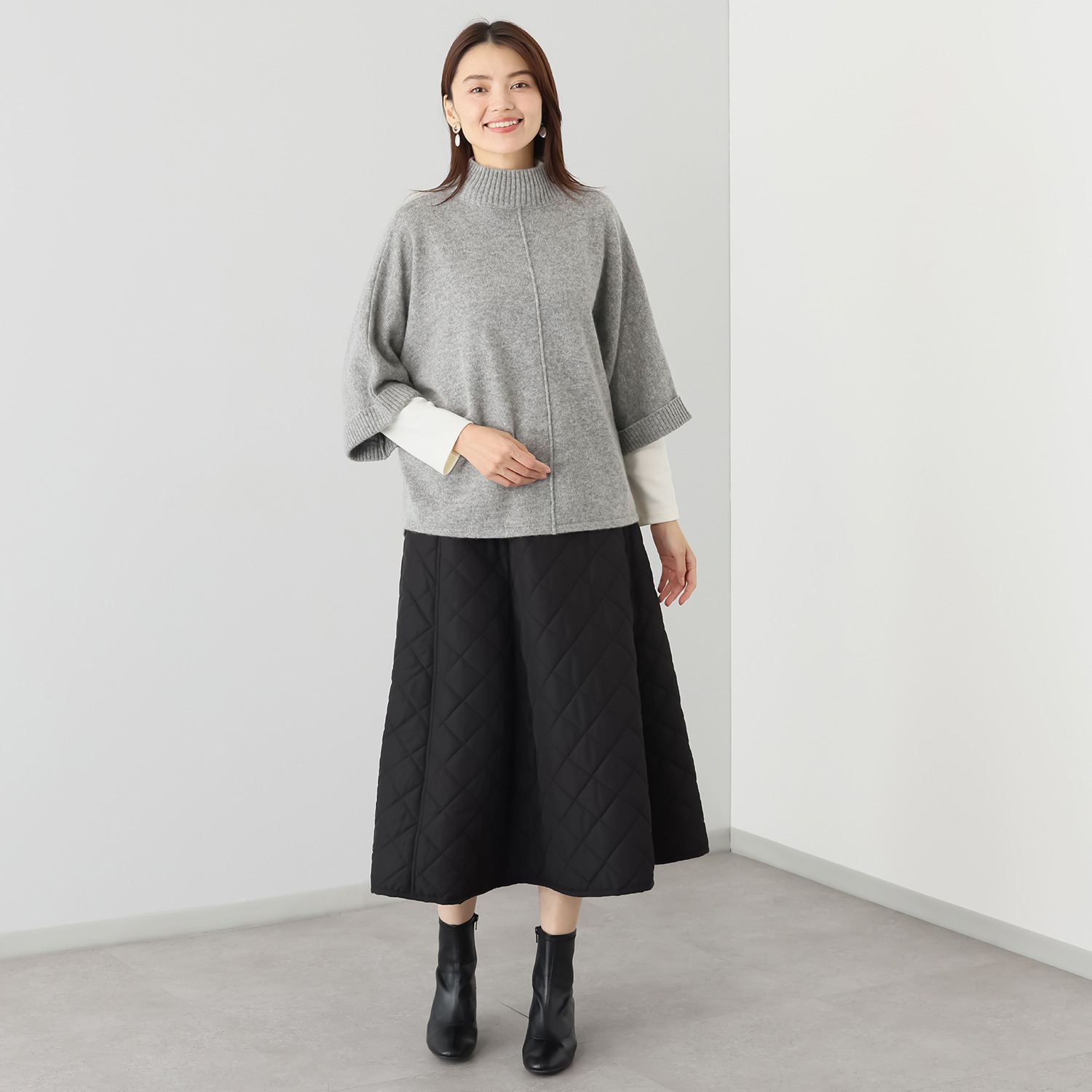 ルナリア ラムウール混 ポンチョ風 ニットプルオーバー