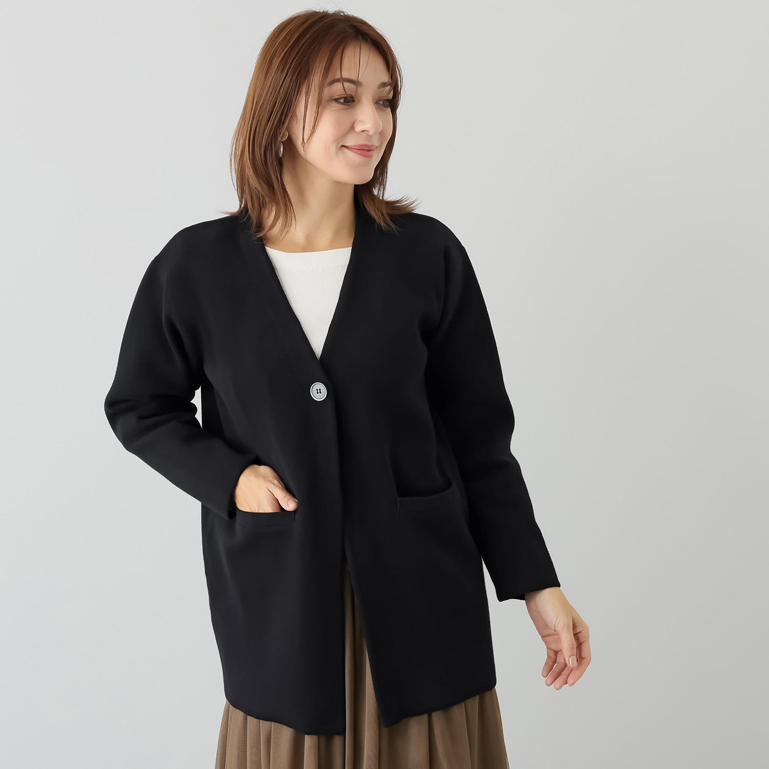 ルクオーレ 軽く羽織れる すっきりＶネック ニットコーディガン