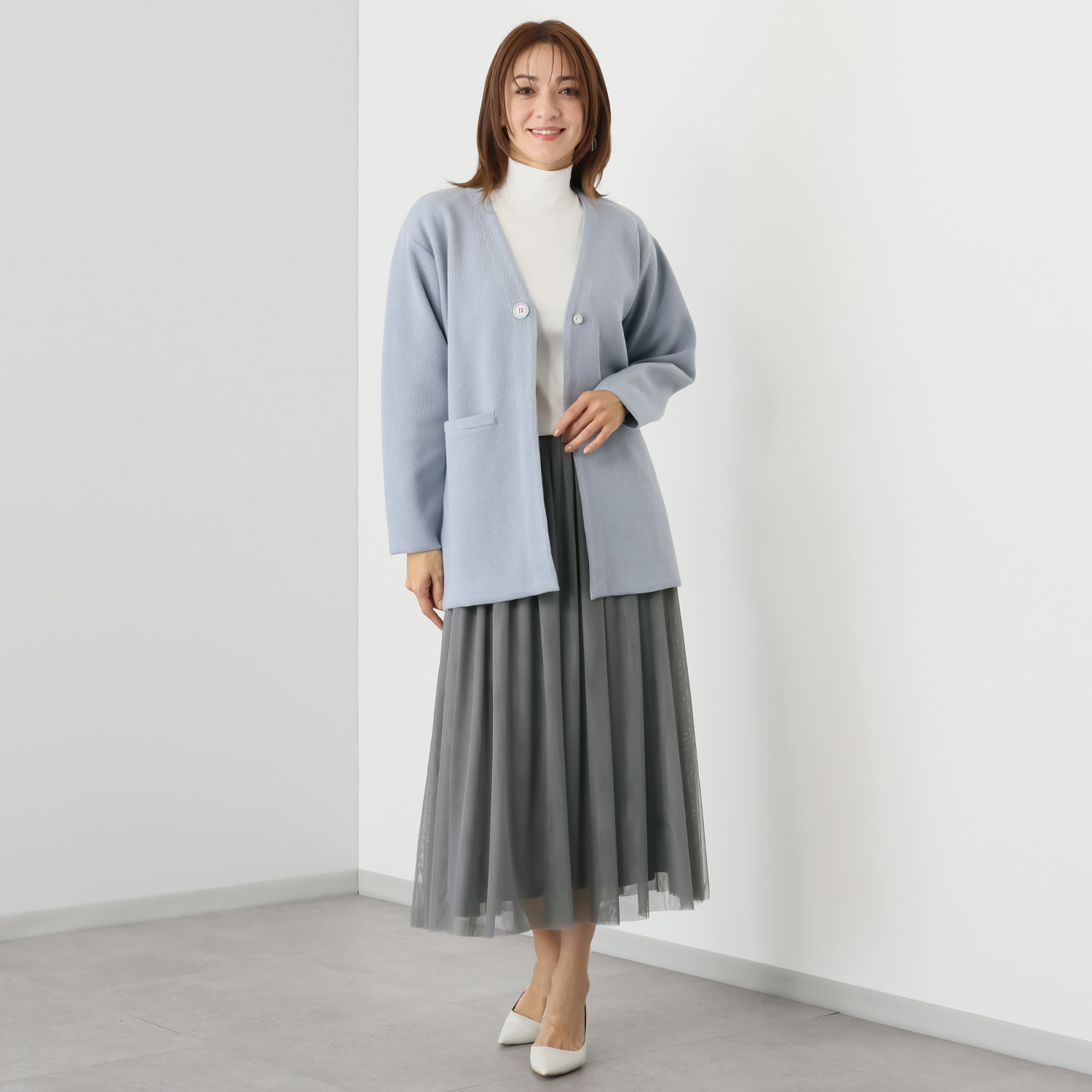 ルクオーレ 軽く羽織れる すっきりＶネック ニットコーディガン