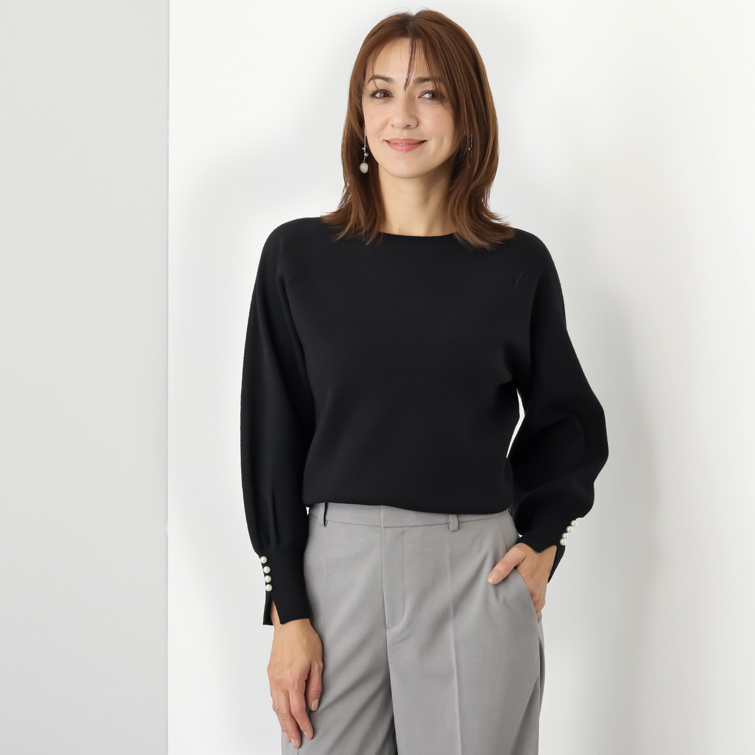 ルクオーレ パール調ボタンアクセント ニットプルオーバー