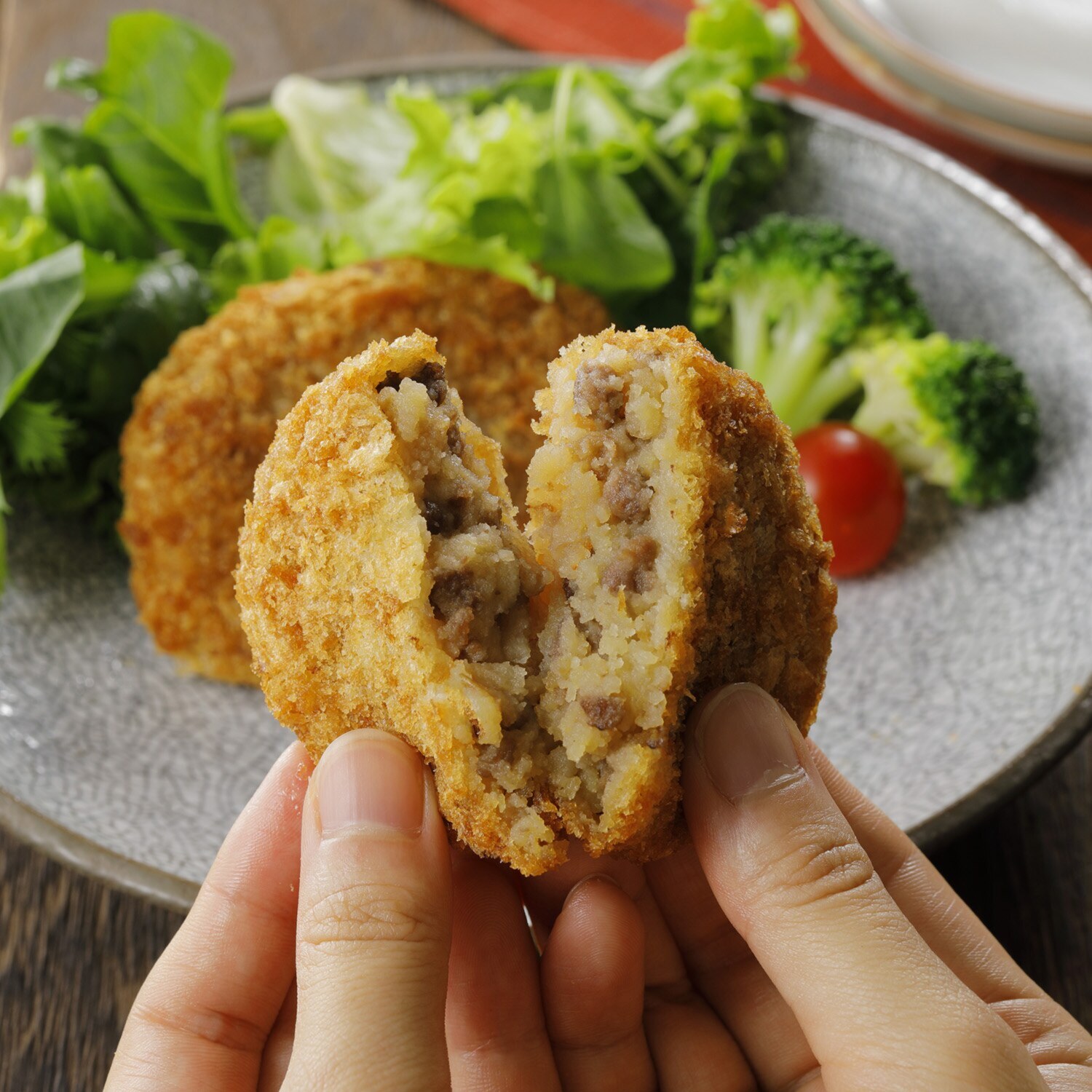 ＜石川＞ アワ・フーズ 能登牛贅沢コロッケ