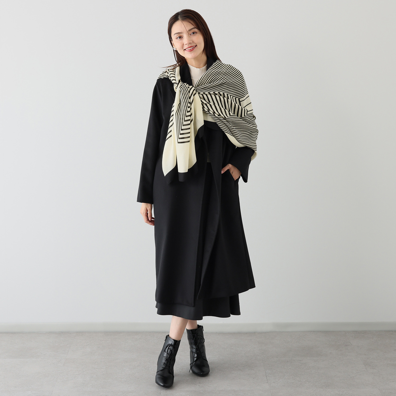 Ｋｕｎｎｙ． 幾何学モティーフ ストール